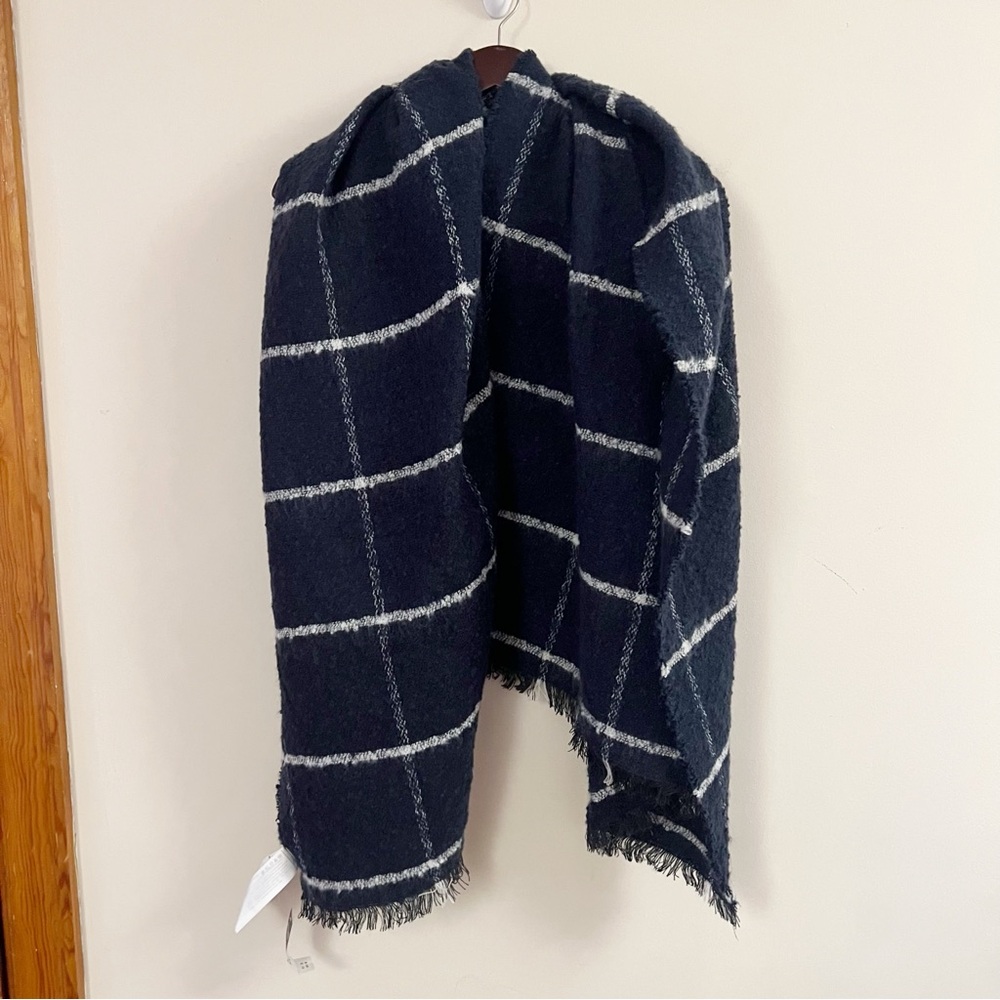 Abercrombie & Fitch Navy Blue Check Plaid Oversized Wrap Scarf Raw Hem NEW